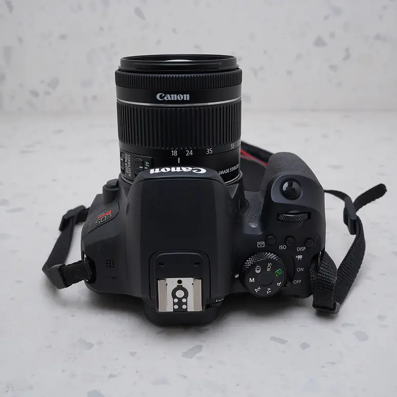 Canon T8i + 18-55mm - USADO 7