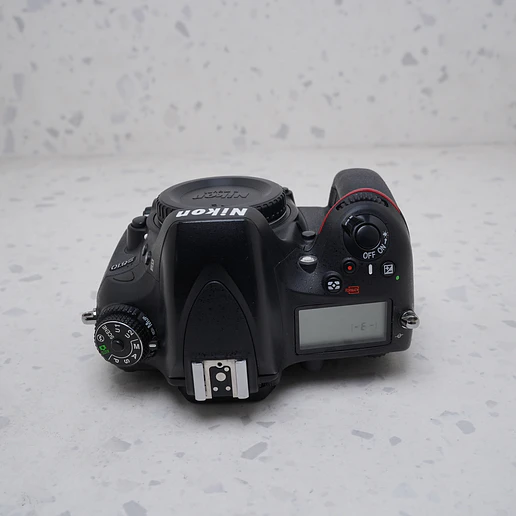Nikon D610 (Body) - USADO 6