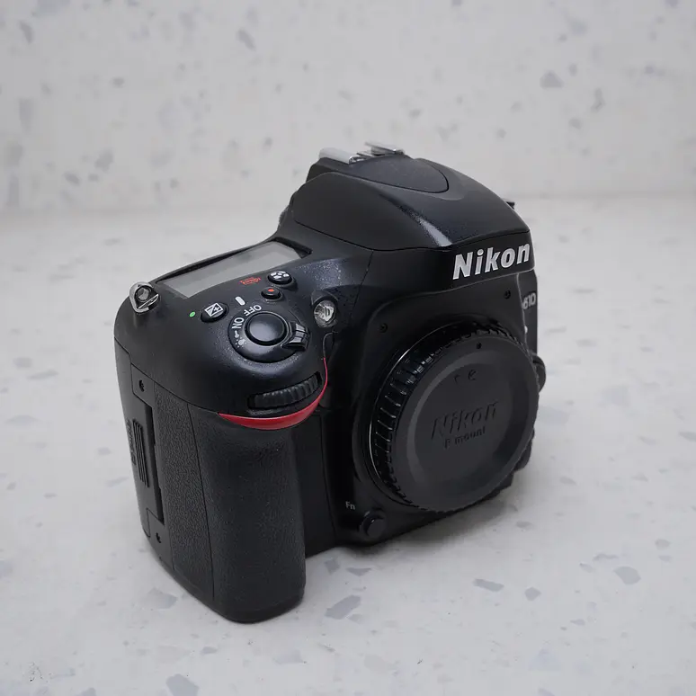 Nikon D610 (Body) - USADO 4