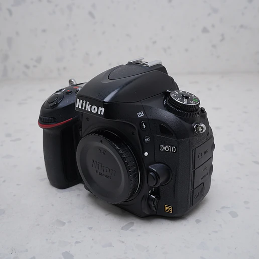 Nikon D610 (Body) - USADO 2
