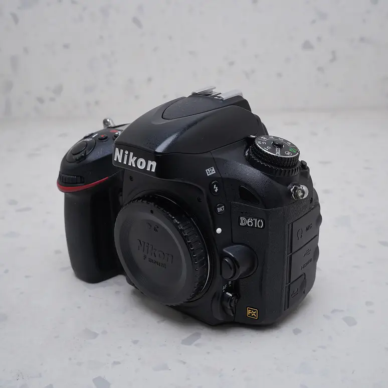 Nikon D610 (Body) - USADO 2