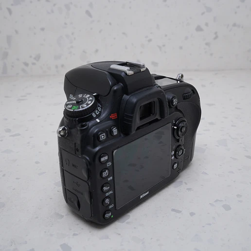 Nikon D610 (Body) - USADO 5