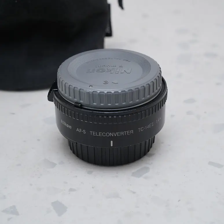 Teleconverter Nikon TC-14E II 1.4x SOLO para lentes D-AF-S y AF-I - USADO 2