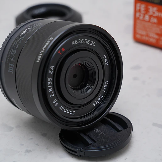 Sony Zeiss 35mm f2.8 FE - USADO 5