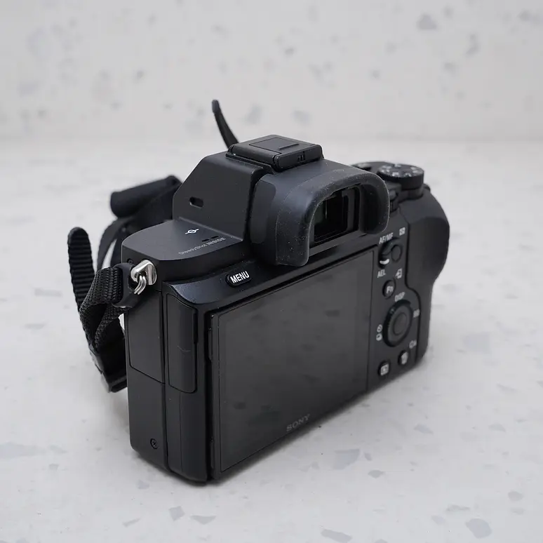 Sony A7II (Body)  - USADO 4