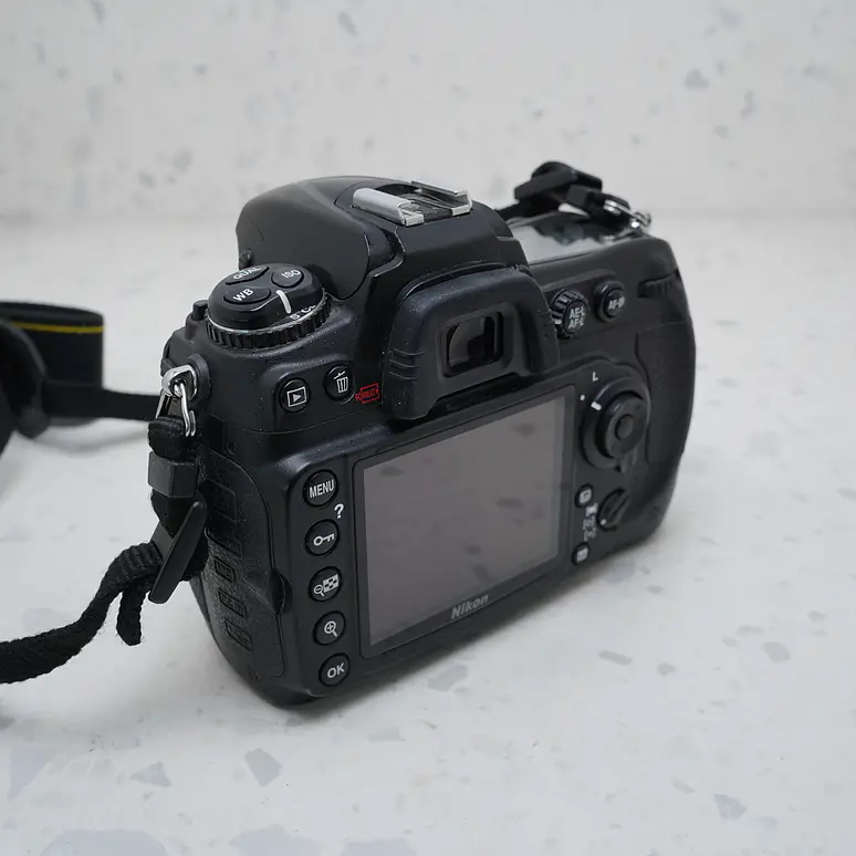 Nikon D300S (Body) - USADO 3
