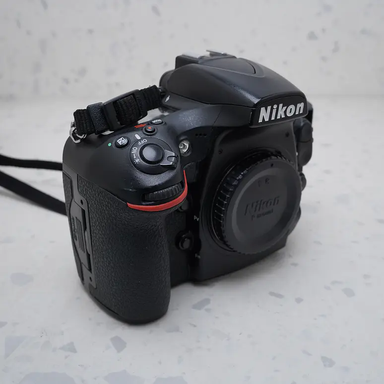 Nikon D810 (Body) - USADO 5