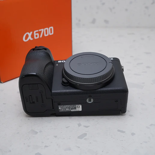 Sony a6700 (BODY) - USADO 7