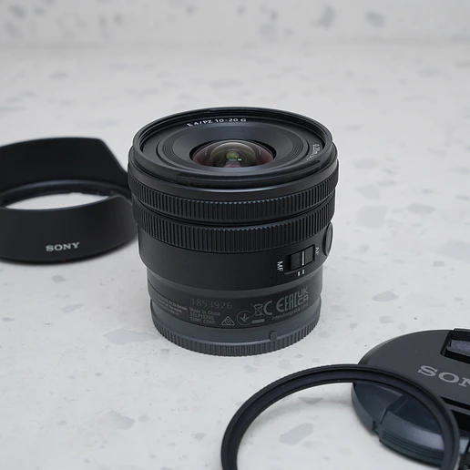 Sony E 10-20mm f/4 PZ G - USADO 3