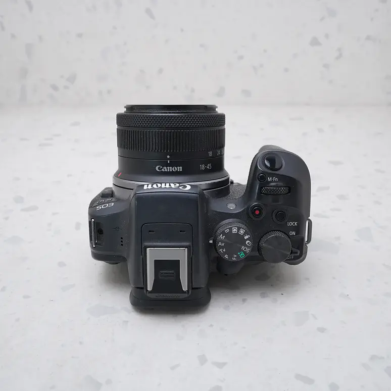 Canon EOS R10 + 18-45mm - USADO 3