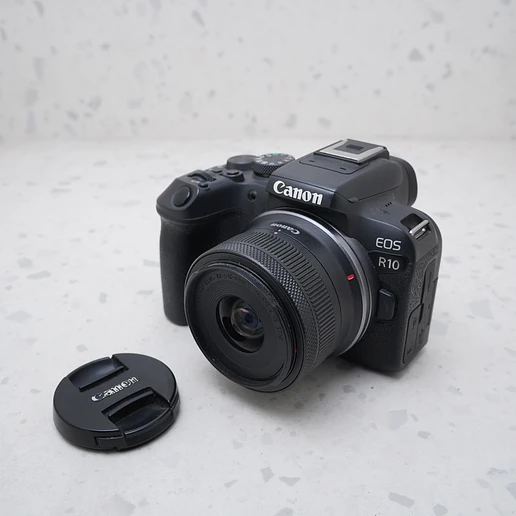 Canon EOS R10 + 18-45mm - USADO 5