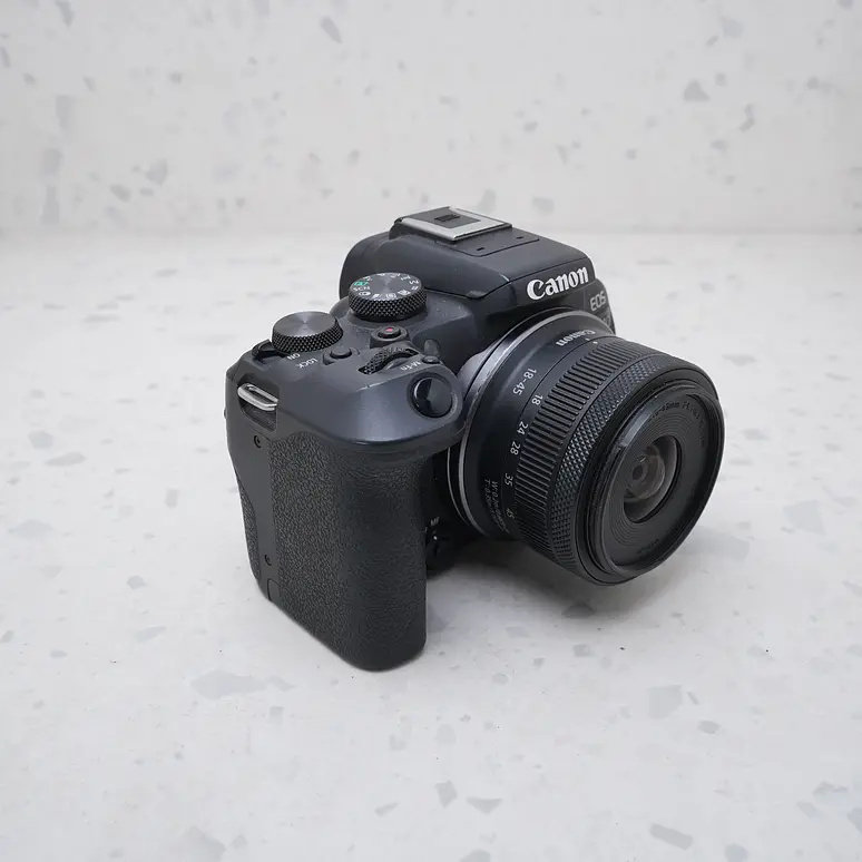 Canon EOS R10 + 18-45mm - USADO 6