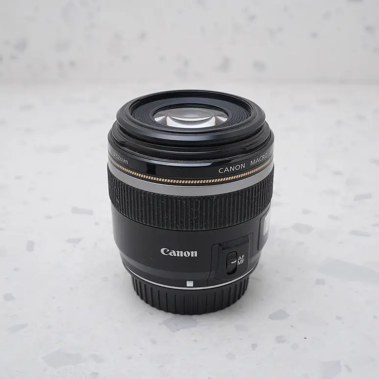 Canon EF-S 60mm f/2.8 Macro USM - USADO 2