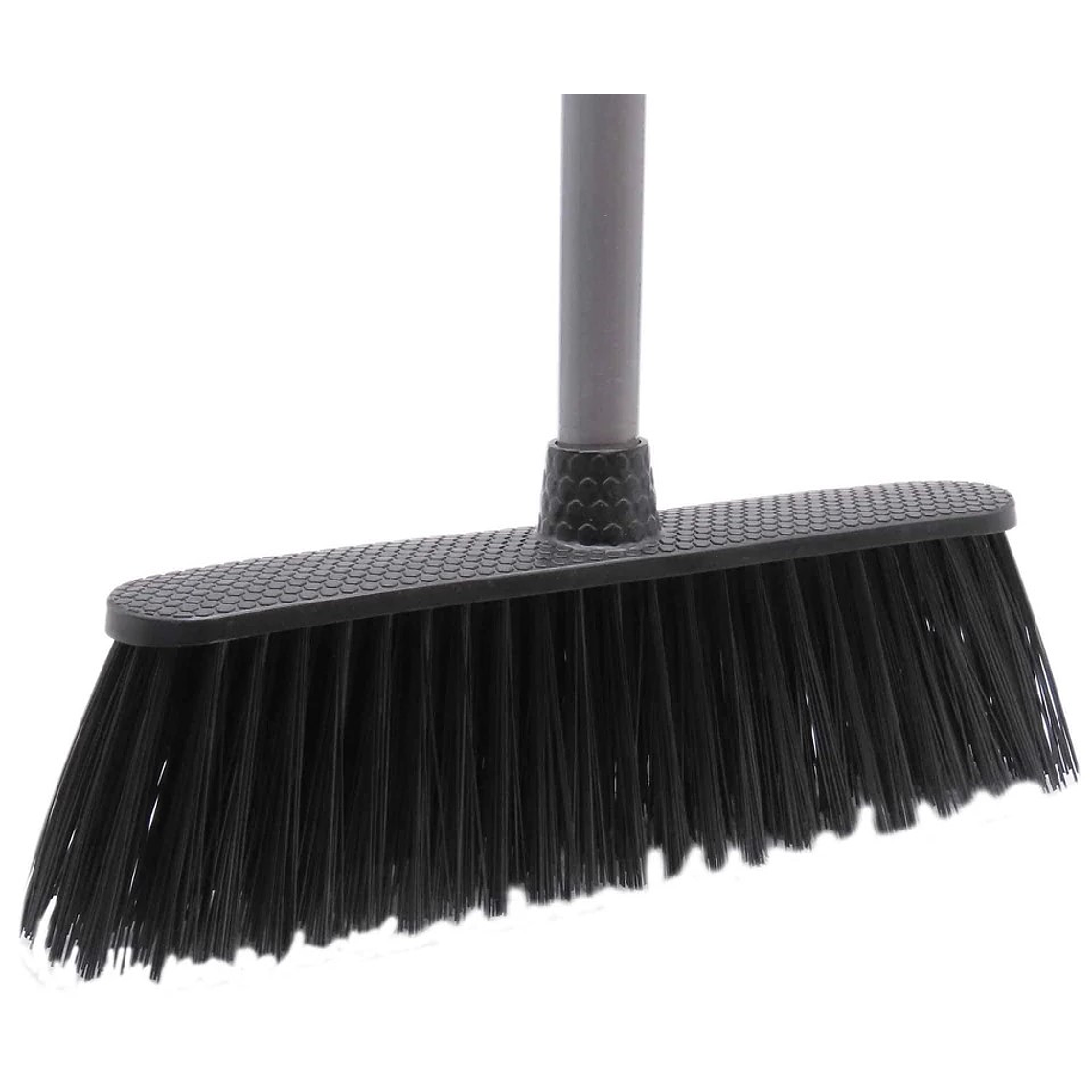 Escoba SiClean de Cerdas Duras con Palo de Madera Forrado 1