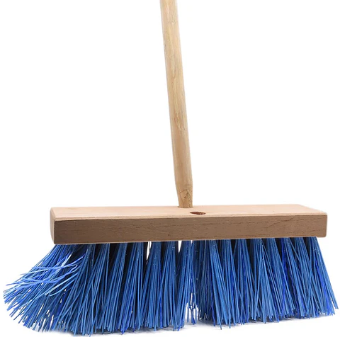 Cepillo Escobillon 17" con Mango Madera