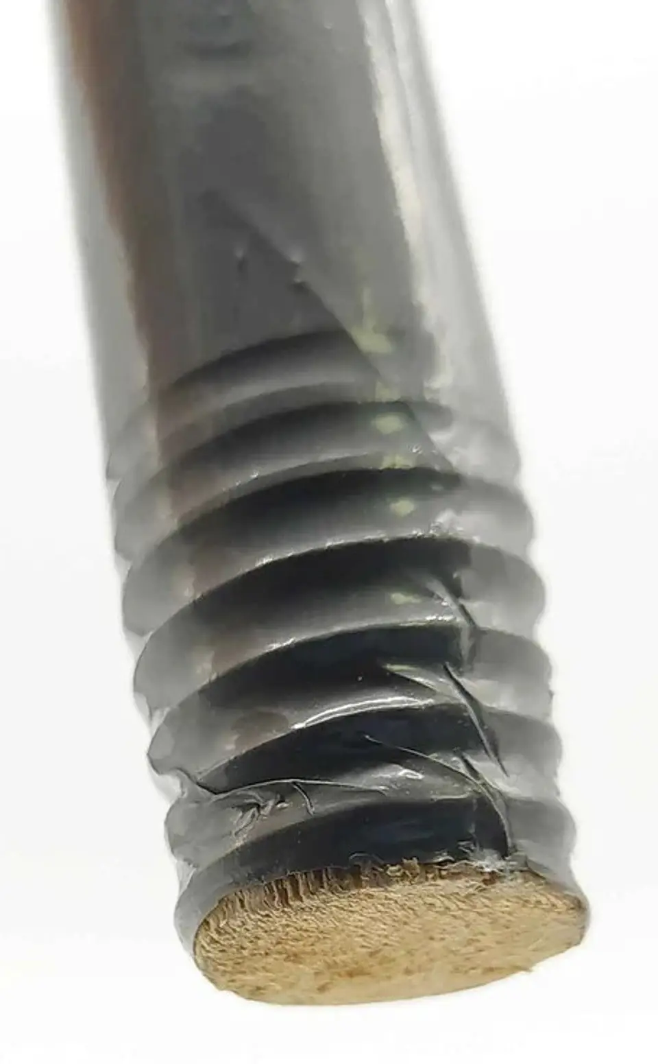 Escoba SiClean de Cerdas Duras con Palo de Madera Forrado 3