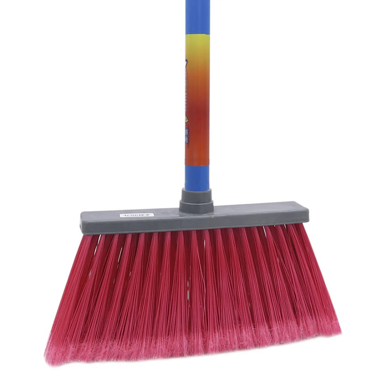 Escoba Kika Super Mia Con Mango De Madera Pintado  3