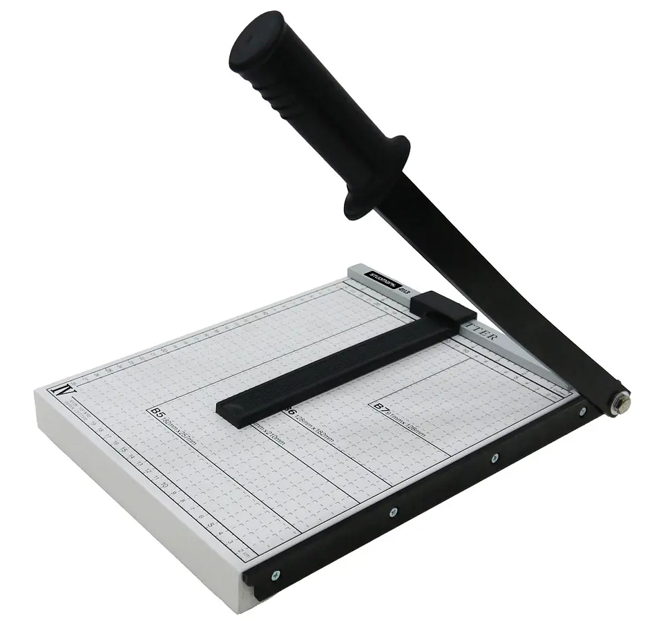 Guillotinas de metal Studmark A4 12