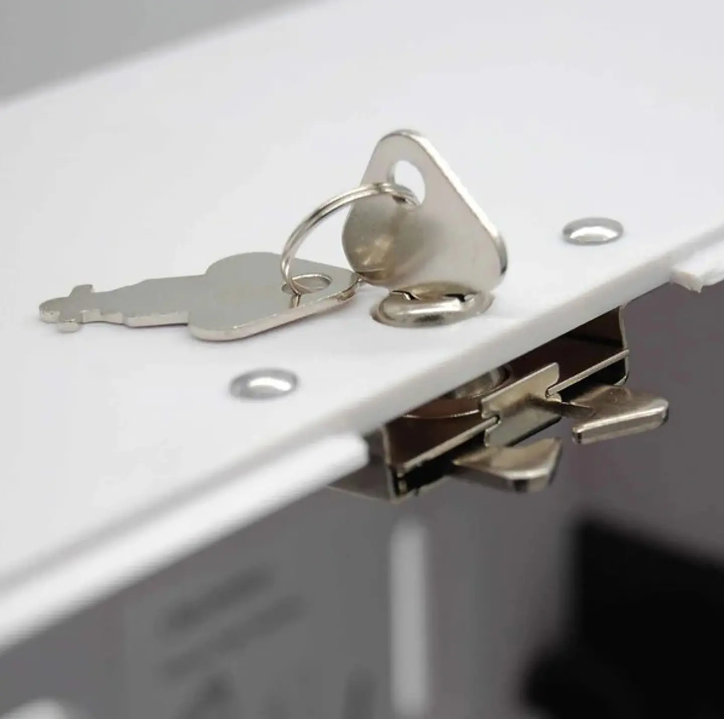 Dispensador de Papel Toalla de Palanca Plástico 7