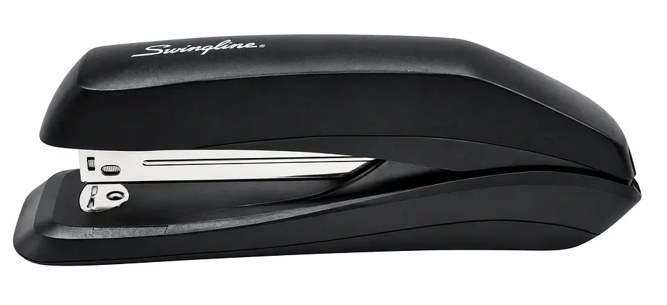 Set Engrapadora Swingline P3224 con Grapas 2