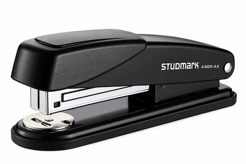 Engrapadora Metálica Studmark Media Tira 25 Hojas ST-04302-AX