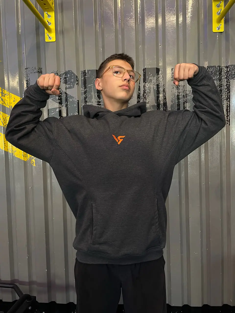 BLACK/DARK GRAY HOODIE OVERSIZE - VARGRAV LIFTHING CLUB 4