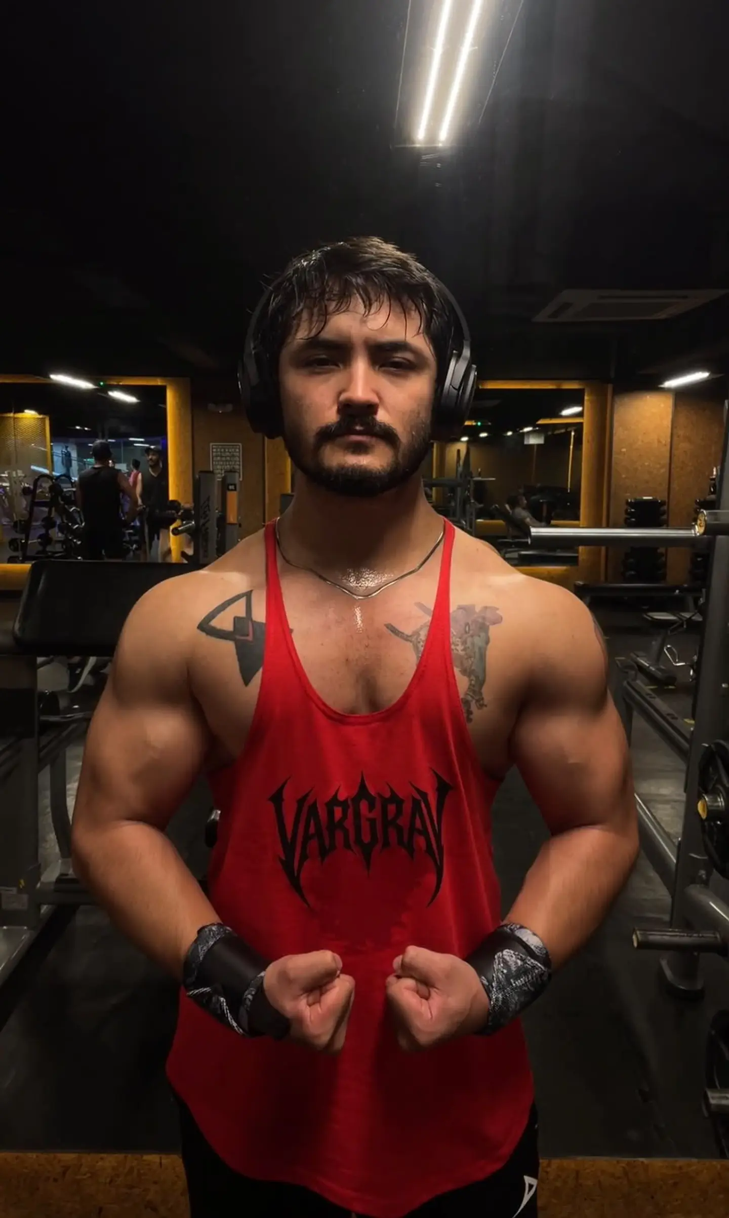 VLADBORN STRINGER 2