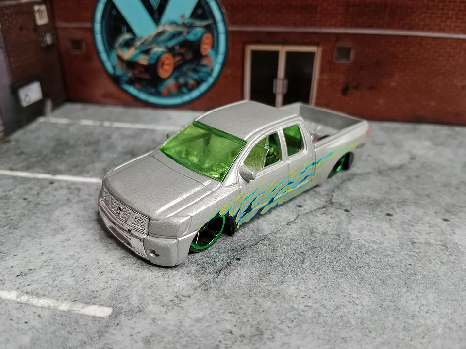 Nissan Titan Hot Wheels 2016 Hot Trucks Mattel 1