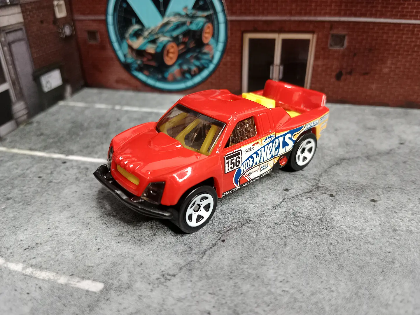 Off Track Exclusive Hot Wheels Mattel 2012 1