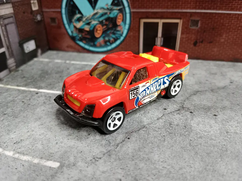 Off Track Exclusive Hot Wheels Mattel 2012 1