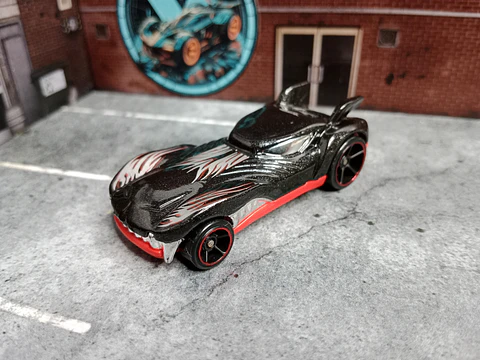 Howlin' Heat Hot Wheels 2010 New Models Mattel 