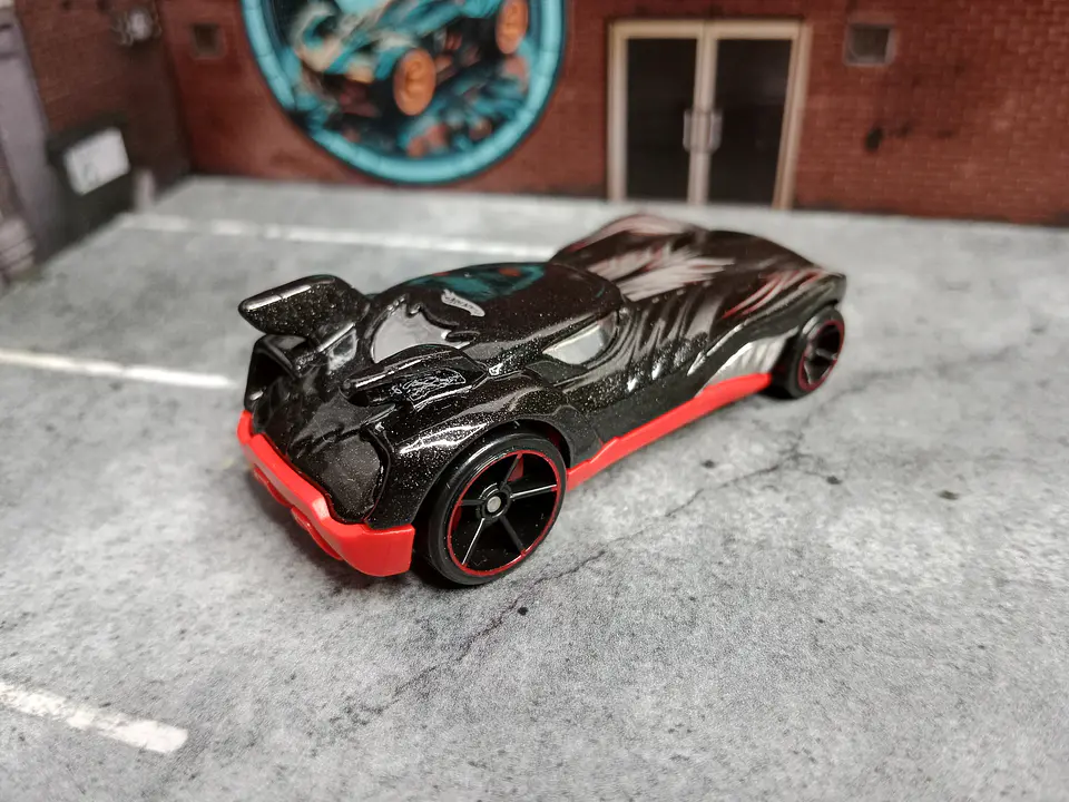 Howlin' Heat Hot Wheels 2010 New Models Mattel  2