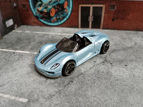 Porsche 918 Spyder HW Exotics Hot Wheels Mattel 2014