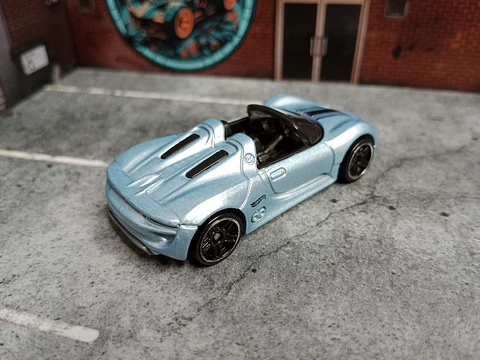Porsche 918 Spyder HW Exotics Hot Wheels Mattel 2014