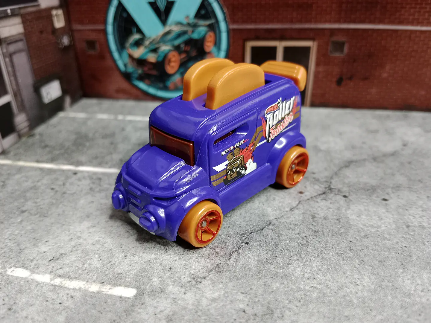 Roller Toaster Fast Foodie Hot Wheels Mattel 2020 1
