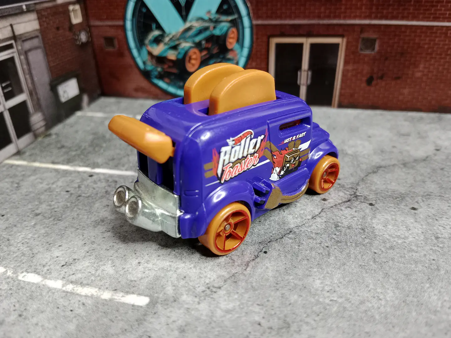 Roller Toaster Fast Foodie Hot Wheels Mattel 2020 2