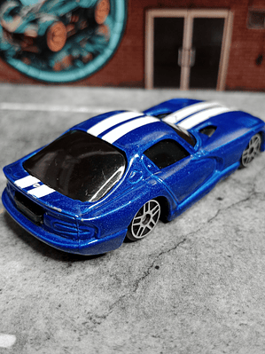 Dodge Viper GTS 1996 Maisto 1/64