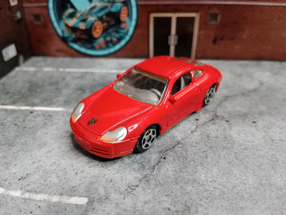 Porsche 911 Nº6019 Motor Max 1/64 1