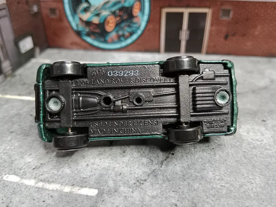 Land Rover Discovery 2004 Nº6070 Motor Max 1/64 3