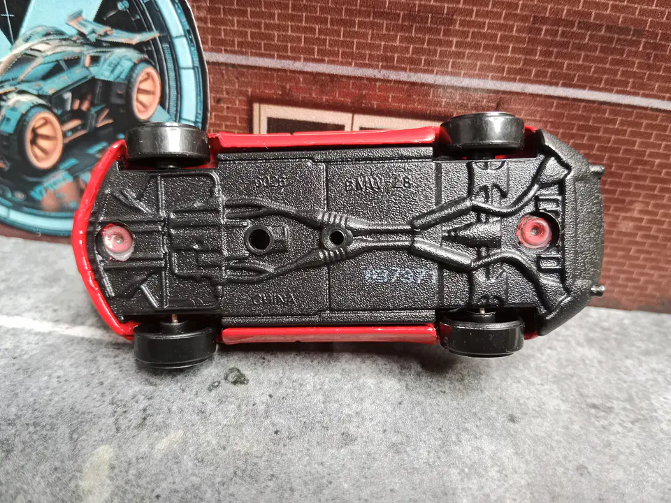 BMW Z8 Nº6026 Motor Max 1/64 3