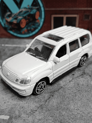 Toyota Land Cruiser Nº6010 Motor Max 1/64