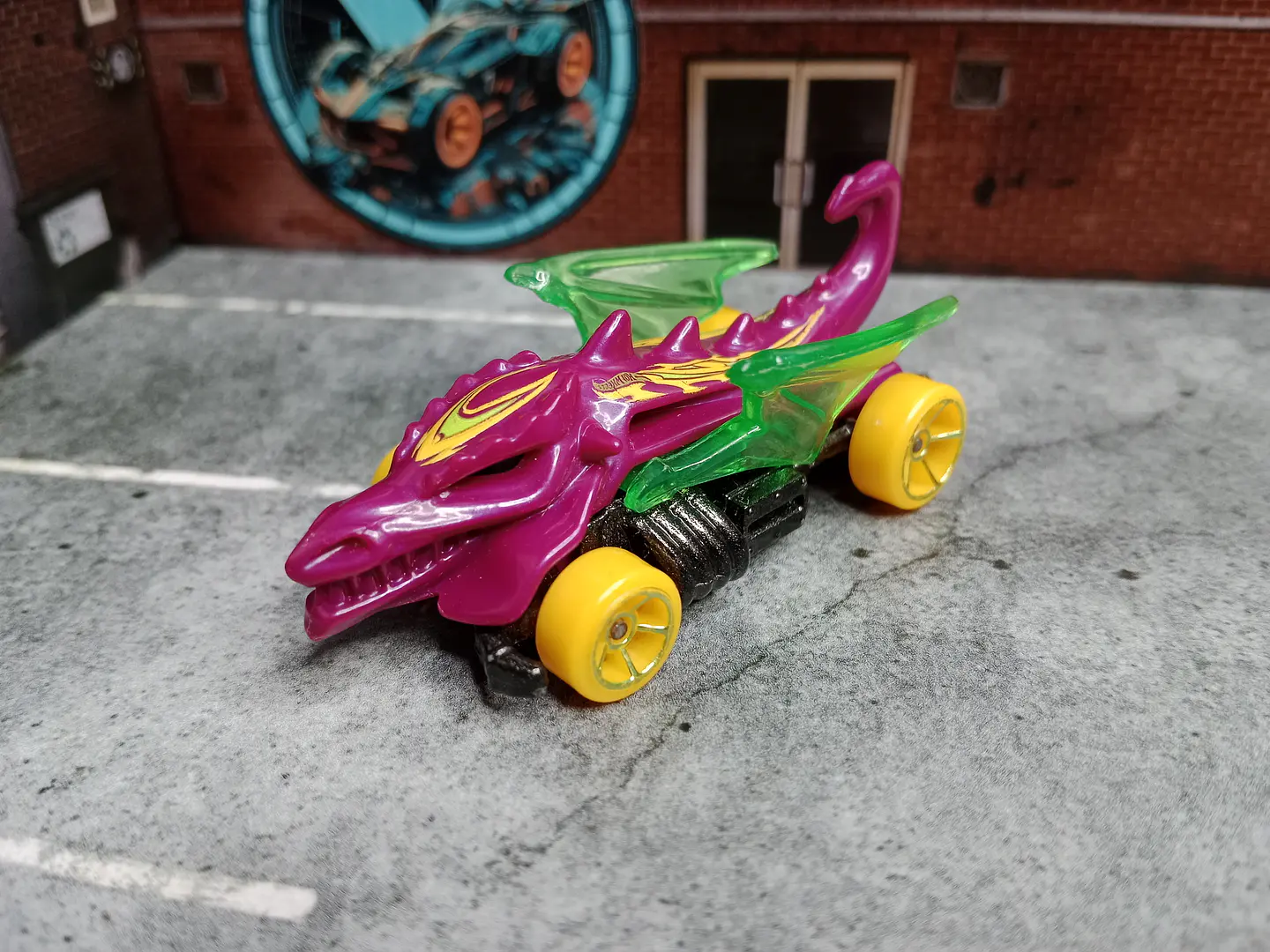 Dragon Blaster Street Beasts Hot Wheels Mattel 2018 1