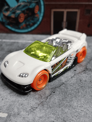 Trak-Tune Action Hot Wheels Mattel 2021