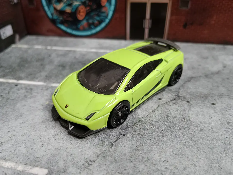 Lamborghini Gallardo LP 570-4 Superleggera HW Exotics Hot Wheels Mattel 2019 1