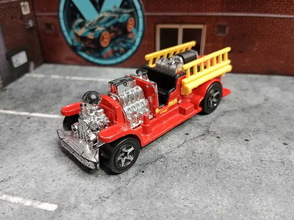 Old Number 5.5 Rescue Rods Hot Wheels Mattel 2008 1