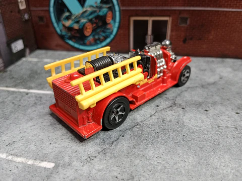 Old Number 5.5 Rescue Rods Hot Wheels Mattel 2008