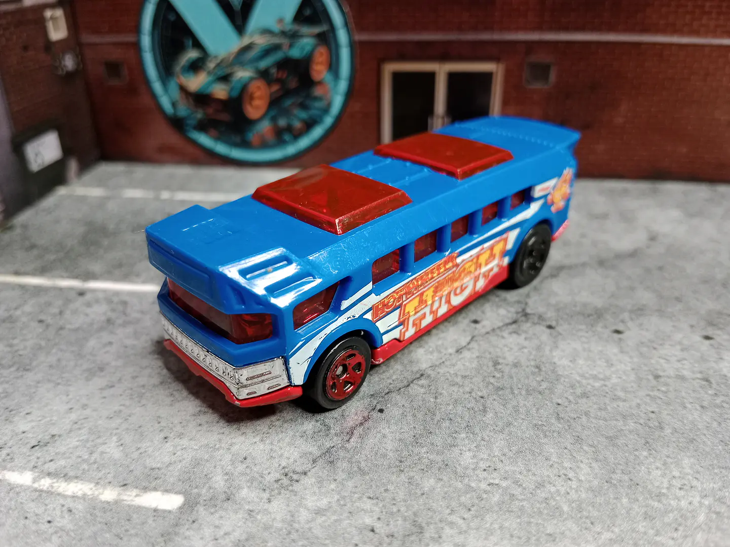 Autobús Hot Wheels High HW City Works Hot Wheels Mattel 2017 1