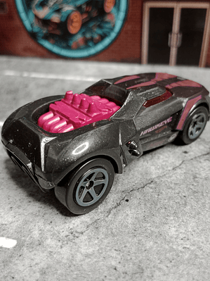 Growler Hawkeye Avengers: Age of Ultron Marvel Hot Wheels Mattel 2015