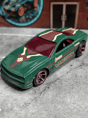 Muscle Tone Vision Avengers: Age of Ultron Marvel Hot Wheels Mattel 2015