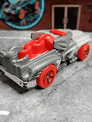 Hotweiler Experimotors Hot Wheels Mattel 2019